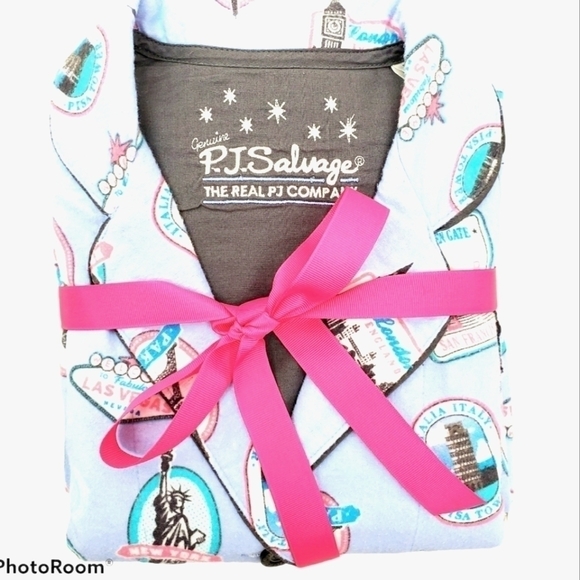 P.j. Salvage Blue Flannel Pajama Set Paris design Size Small - Picture 9 of 10